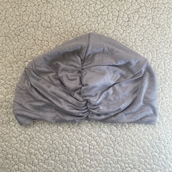 NWOT 2pc Black and Silver Turban - Picture 4 of 6